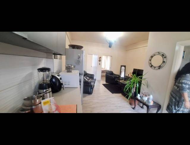 1 BEDROOM APARTMENT FOR SALE IN ESPLANADE